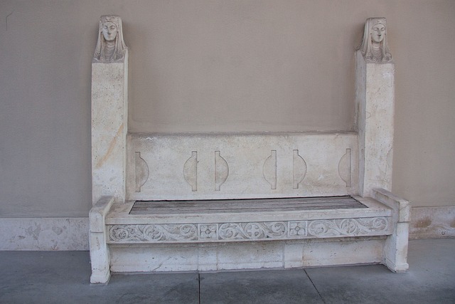 他多次在关 他多次在关