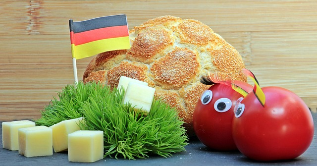 再见印尼！一场1 - 0稳出绝唱，国足塞翁失马，下场赢稳出线，天亮.