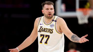 国足主场迎战澳洲，伊万首发阵容.